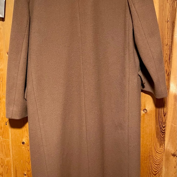 Lorovi Oversized Wool Coat made in the USA - Picture 2 of 7